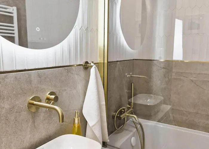 Wawel Square 公寓 *